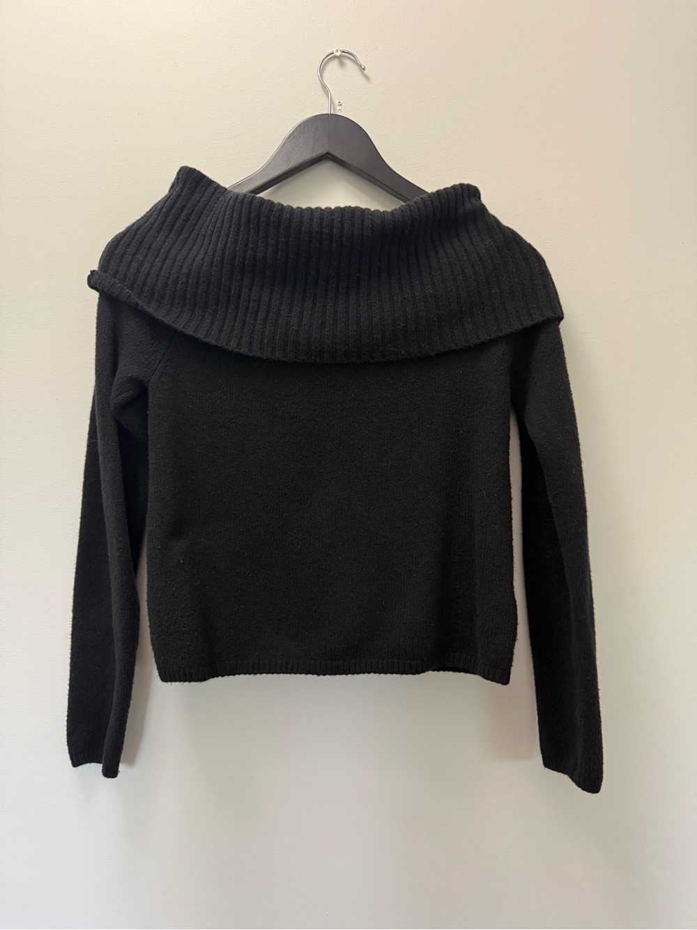 Old Navy Black Ribbed Off-the-Shoulder Sweater